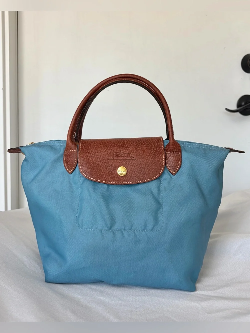 Longchamp Le Pliage Top-Handle Tote in Light Blue w Brown leather, GUC - Picture 2 of 16